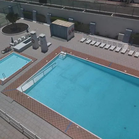 5 Min Walk From Yumbo 208 Apartamento *