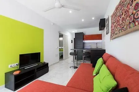 דירה 5 Min Walk From Yumbo 208 פלאייה דל אינגלז